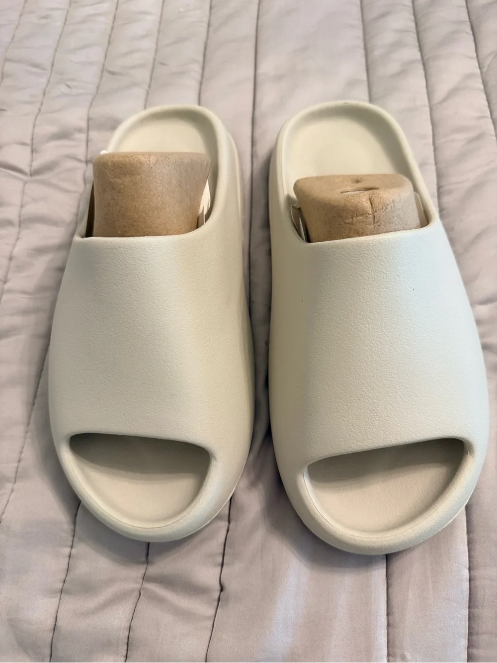 Yeezy signature color molded
